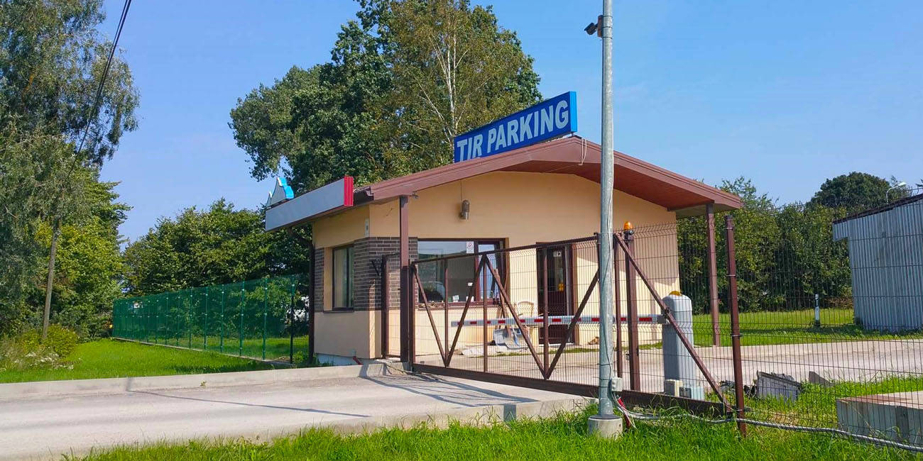 TIR parking entrance gates
